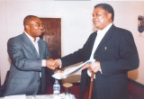 Page4-Friday-26-June-2009 Chairman State Youth Rehabilitation Committee, Chief A.K. Horsefall (right) having a handshake with the General Manager, Rivers State Newspaper Corporation, Mr Celestine Ogolo, after the former’s roundtable press conference with editors of the Corporation, yesterday. Photo: Chris Monyanaga.