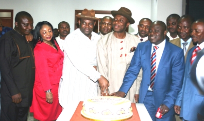 Rivers State Governor, Rt Hon Chibuike Rotimi Amaechi (2nd right), his deputy, Engr Tele Ikuru (3rd left), the State Speaker, Rt Hon Tonye Harry (right) and other members of the State House of Assembly during the governor’s visit to the House to mark his second year anniversary,  yesterday. Photo: Ibioye Diama
