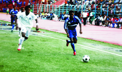 Sharks’ FC’s Victor Ezeji (with ball) on Prawl. A lot is expected of his experience