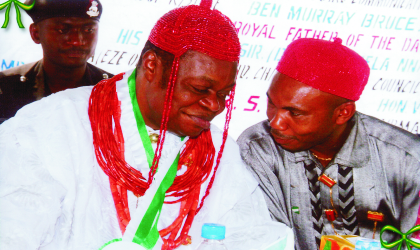 Oba of Ogbaland, and Chairman Rivers State Council of Traditional Rulers, HRM Chukwumelam Nnam Obi II (left) listening to HRH Baridum Mene-Kagbaga at the formal opening ceremony of the 2009 NUJ, Rivers Council Press Week last Monday. Photo: Chris Monyanaga.