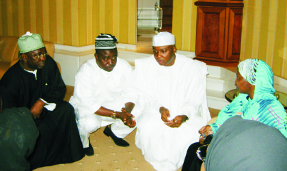 Gov. Gabriel Suswan of Benue (2nd Left), Governor Bukola Saraki of Kwara (3rd Left) consoling the former First Lady, Turai Yar'Adua at the State House in Abuja, Thursday. Photo: NAN