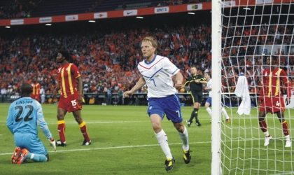 Dirk Kuyt (7) scorer of one of the Dutch’s four goals against Black stars in a pre-world cup friendly,yesterday