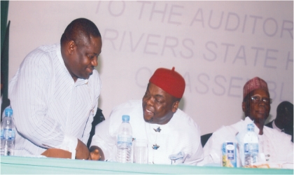 FRED21021102 Rivers State Deputy Governor, Engr Tele Ikuru (left) welcoming the Minister of Labour and Productivity, Chief Emeka Wogu (middle) while the Minister of National Planning, Dr Shamsudeen Usman watches at the memorial lecture in honour of Late Prof Claude Ake at the state House of Assembly auditorium, Port Harcourt, last Friday