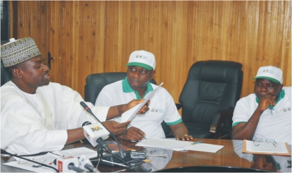 FRED04051102 From left: Minister of Information and Communications, Mr Labaran Maku, Nigerian Union of Journalists (NUJ) National President, Malam Garba Mohammed, and NUJ Deputy President, Mr Rotimi Obamuwagun, during the Press Freedom Day in Abuja yesterday.