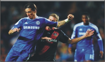 Chelsea Fernando Torres (left) against Bayer Leverkusen last night