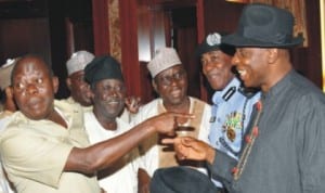 Governor Adams Oshiomhole of Edo State (left) pointing at the authentic chairman of the Nigeria Governors’ Forum, Rivers State Governor , Rt Hon,Chibuike Amaechi (right),while Governor Jonah Jang of Plateau State (2nd left),Governor Tanko Al-makura of Nasarawa State, Inspector-General of Police, Mohammed Abubakar, and others watch in admiration, during the meeting of the National Economic Council in Abuja, yesterday