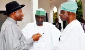 L-R: President Goodluck Jonathan discussing with Secretary, Presidential Advisory Committee on National Dialogue, Dr Akilu Indabawa and the Chairman, Senator Femi Okurounmu, in Abuja, recently.