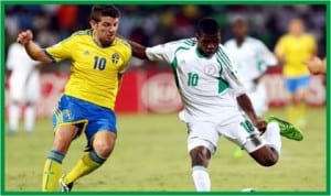 Golden Eaglets playmaker, Kelechi Ihenacho outsmarting Swedish defenders.