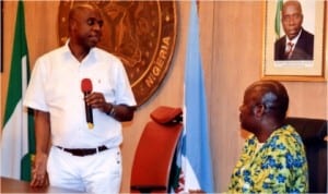 Rivers State Governor, Rt. Hon. Chibuike Rotimi Amaechi (left), addressing journalists during an interactive session at Government House, Port Harcourt. With him is Chairman, Nigeria Union of Journalists, Rivers State Council, Mr Opaka Dokubo. Photo: Chris Monyanaga