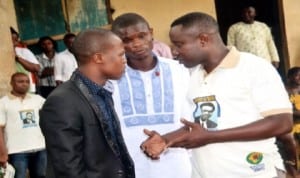 Coordinator, Birabi Memorial Project Group (BMPG), Comrade Christian Lekia (right), conferring with the president, National Union of Khana Students (RSUST), Comrade Legborsi Yanaabana (middle), President, National Union of Rivers South East Students (NURSES), Comrade Atuma Brown (left), during Birabi memorial project group celebration at BMGS, Bori last Friday.