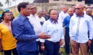 Project Manager, Continental Civil Com. Ltd, Mr Henry Amadi (2nd left), explaining extent of work done to the Chiarman, Rivers State House of Assembly Committe on Environment, Hon. Victoria Nyeche (middle) and member of the committee, Hon Anderson Miller (right) and others, during the committee’s oversight function at Iriebe in Obio/Akpor Local Government Area, recently. Photo: Chris Monyanaga