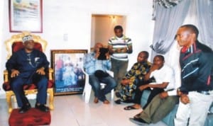 President, Port Harcourt City Students Association, Mr Hope C. Worlu (right), addressing Eze Epara Rebisi, Eze Victor Woluchem (left), during a courtesy visit to the palace of the monarch in Port Harcourt, last Saturday. Photo: Prince Dele Obinna