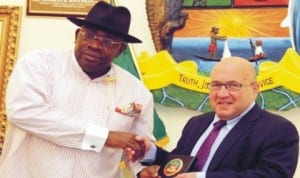 Governor Seriake Dickson of Bayelsa State (left), presenting a souvenir to  Israeli Ambassador to Nigeria, Mr Uriel Palti,  during  a courtesy visit to Government House in Yenagoa last Friday. Photo: NAN