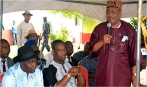 L-R: Senator Magnus Abe, Rivers State Deputy Governor, Engr Tele Ikuru, and state Chairman, All Progressive Congress (APC) Chief Davies Ikanya during the inauguration of the party’s committees in Port Harcourt. Photo: Ibioye Diama 