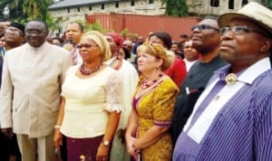  L-R: Chief Medical Director, University of Uyo Teaching Hospital, Prof. Etete Peters, Deputy Governor of Akwa Ibom, Lady Valerie Ebe, Health Director, Imabridge Africa, Christine Charington,  PDP National Vice Chairman, South East, Retired Col. Austin Akobundu and Minister of Niger Delta, Mr Steve Oru, at the inauguration of Community Health Centre donated by Imabridge Africa to Owot Uta, Ibesikpo LGA, Akwa Ibom State last Saturday.