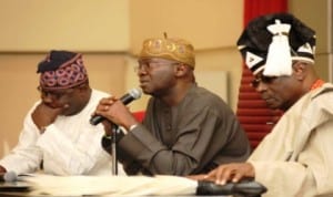 L-R: Lagos State Commissioner for Local Government and Chieftaincy Affairs, Mr Ademorin Kuye, Governor Babatunde Fashola and Oba Rilwan Akiolu of Lagos, at a meeting of traditional rulers with Governor Fashola in Lagos recently. Photo: NAN