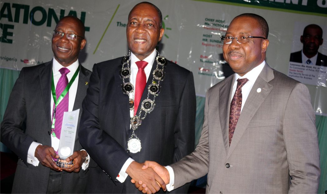 The Executive Director, Rivers State Sustainable Development Agency, Mr Noble Pepple (right), being congratulated by the President, Chartered Institute of Personal Management, Victor Famuyibo, while the General Manager, Human Resources/Adiminstration RSSDA, Tonye Sukubo displays the award won by RSSDA at the 46th Annual National Conference of the body, last Tuesday in Abuja.