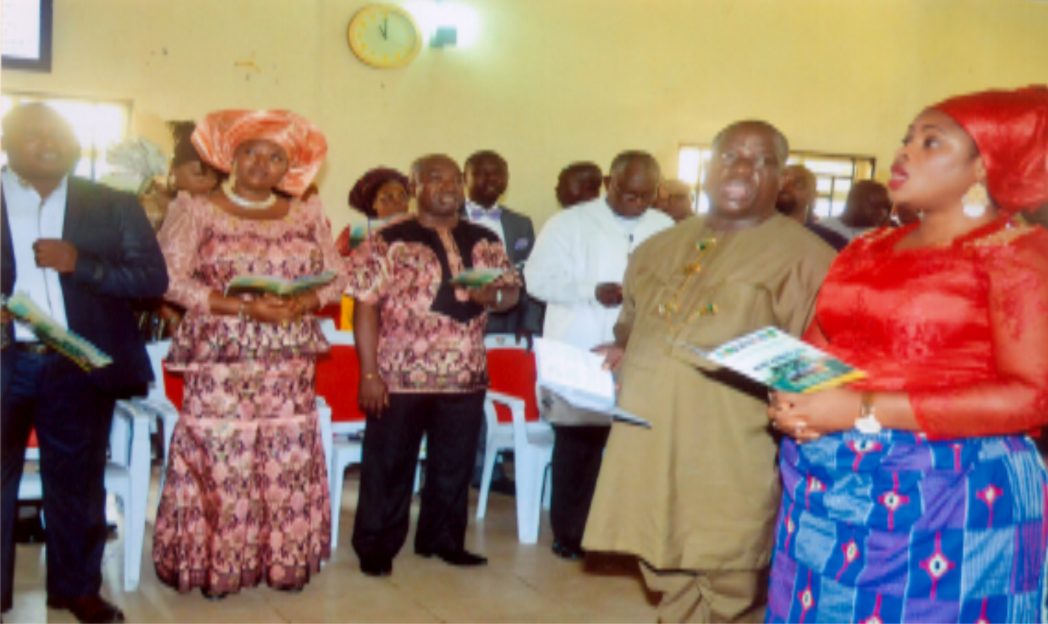Rivers State Commissioner for works, Chief Hon. Victor Giadom and his wife Mrs Cuador, (1st and 2nd right), President, Movenment for the Survival of the Ogoni People (MOSOP) Mr Legbosi Piagbara and his wife Mrs Piagbara. (3rd and 2nd left) during the Dedication Service of Ogoni Project 2015 organised by MOSOP at Bori recently. Photo: Chris Monyanaga
