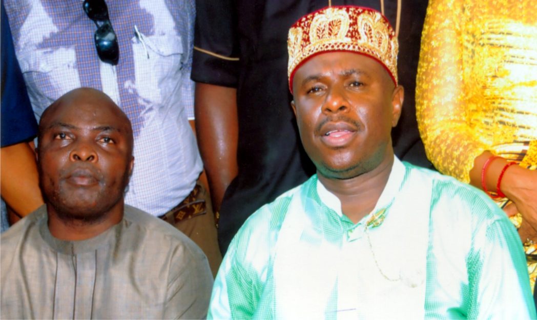 Rivers State APC governorship candidate, Hon. Dakuku Peterside (right), addressing newsmen after collecting his nomination and intent forms at the party secretariat, Port Harcourt, last Thursday. With him is a member of the House of Representatives, Mr. Honourable Asita recently. Photo: Obinna Prince Dele