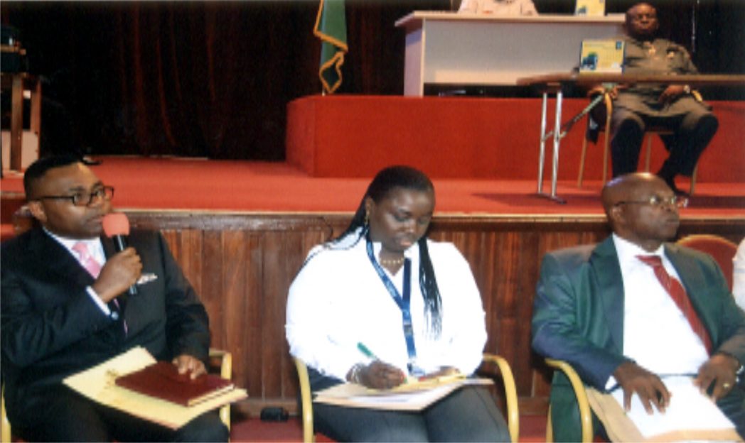 Rivers State Commissioner for Finance, Dr Chamberlain Peterside (left), Chairman, Rivers State Internal Revenue Board, Onene Osila Obele Oshoko (middle), Special Adviser to the Governor on Revenue Generation, Chief Nwankwo Nwankwo (right) appearing before the lawmakers at the House recently. Photo: Chris Monyanaga.