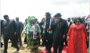 Former President, Goodluck Jonathan (2nd right), his wife Dame Patience Jonathan (right), being received by Bayelsa State Governor, Hon Seriake Dickson (middle), his wife, Rachael and Ondo State Governor, Olusegun Mimiko, on his arrival at Glory Land Helipad, Yenagoa last Friday.