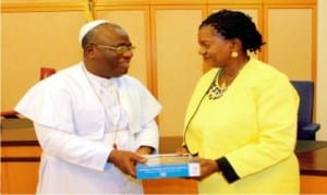 Prelate of Methodist Church, Nigeria, Dr. Samuel Kanu Uche, presenting a souvenir to Rivers State Deputy Governor, Dr. Ipalibo Harry-Banigo, during the former's visit to Government House, Port Harcourt recently.