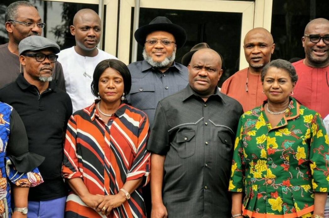 Front row: Rivers State Governor, Chief Nyesom  Wike  (2nd right), with his Deputy, Dr (Mrs) Ipalibo Harry Banigo (right), member representing Abua/Odual/Ahoada East  Federal Constituency, Mrs Betty Apiafi (2nd left), member representing  Eleme/Tai/Oyigbo Federal Constituency, Mr Barry Mpigi (left) and  other dignitaries, after the solidarity visit of Rivers Caucus of the  House of Representatives at the Government  House, Port Harcourt, last Friday. 