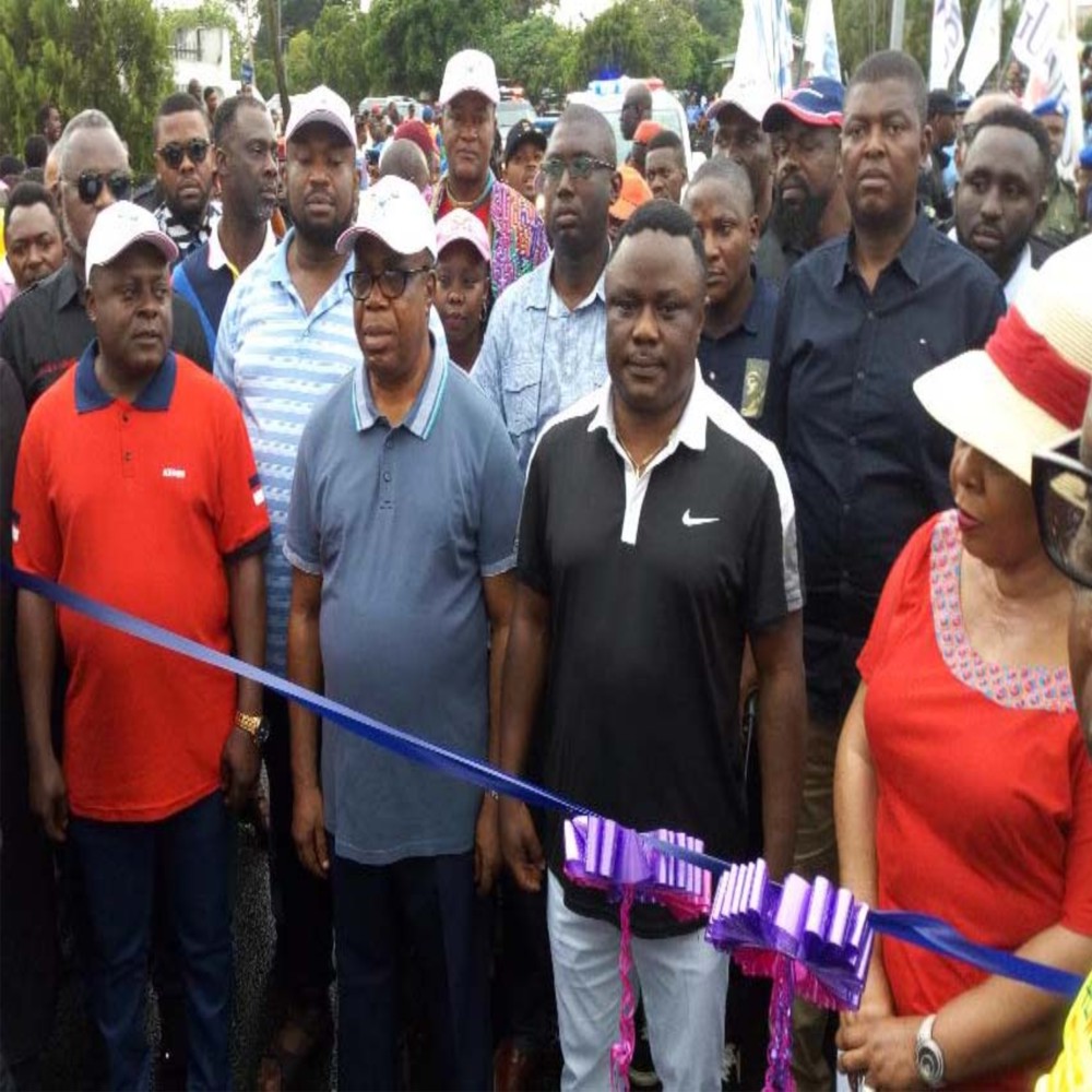 Cross River State Governor, Prof Ben Ayade  (2nd right),with his Deputy, Prof. Ivara Esu(2nd left)and others, during the second day of the Carnival in Calabar, yesterday. 